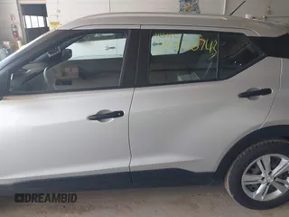 2019 Nissan Kicks S z VIN 3N1CP5CU5KL555586, wystawiony jako IAAI lot #42426743 z przebiegiem 122 015 mil mil oraz . Historia ofert i sprzedaży dostępna na DreamBid. Obrazek 14.