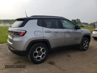 2022 Jeep Compass Trailhawk with VIN 3C4NJDDB7NT163504, listed as a Copart auction lot 60799975 with 16,312 mi miles and Salvage title. Bid and sale history available at DreamBid. Image 3.