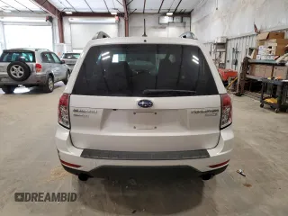 2012 Subaru Forester X Limited with VIN JF2SHAEC1CH465551, listed as a Copart auction lot 58904925 with 203,443 mi miles and Clean title. Bid and sale history available at DreamBid. Image 6.