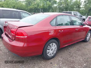 2015 Volkswagen Passat Wolfsburg Edition with VIN 1VWAT7A37FC074064, listed as a IAAI auction lot 42498108 with 183,189 mi miles and . Bid and sale history available at DreamBid. Image 4.