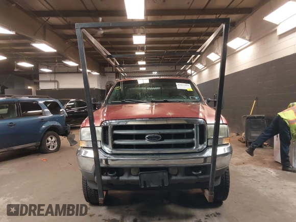 2002 Ford Super Duty F-250 XL with VIN 1FTNX21L82EA87027, listed as a IAAI auction lot 41893004 with 214,580 mi miles. Bid and sale history available at carsss.com. Image 12.