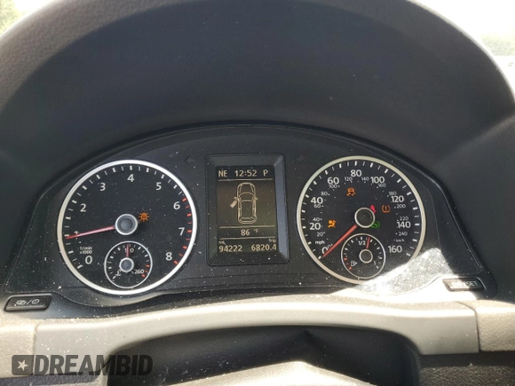 2017 Volkswagen Tiguan Wolfsburg Edition with VIN WVGSV7AX3HK004585, listed as a Copart auction lot 67393804 with 94,222 mi miles and Non repairable. Bid and sale history available at DreamBid. Image 9.