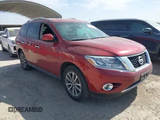 2016 Nissan Pathfinder SV with VIN 5N1AR2MN7GC613345, listed as a IAAI auction lot 41844224 with 116,782 mi miles. Bid and sale history available at carsss.com. Image 1.