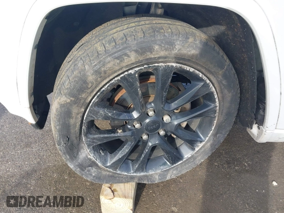 2017 Jeep Grand Cherokee Laredo with VIN 1C4RJFAG7HC700546, listed as a IAAI auction lot 40961293 with 83,702 mi miles and . Bid and sale history available at DreamBid. Image 20.