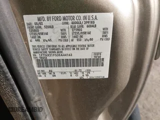 2003 Ford F-250 XL с VIN 1FTNX21F53EA44163, выставлен на аукционе IAAI как лот 41989527 с пробегом 233 059 миль миль и . История ставок и продаж доступна на DreamBid. Изображение 9.