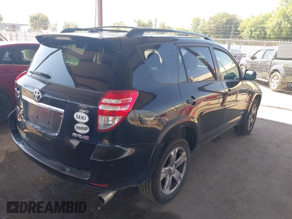 2009 Toyota RAV4 Sport with VIN JTMBK32V795081561, listed as a IAAI auction lot 42644178 with 196,491 mi miles and . Bid and sale history available at DreamBid. Image 4.