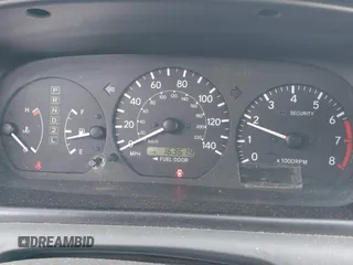 2000 Toyota Camry LE z VIN 4T1BF28K7YU940644, wystawiony jako IAAI lot #42376062 z przebiegiem 163 619 mil mil oraz . Historia ofert i sprzedaży dostępna na DreamBid. Obrazek 7.