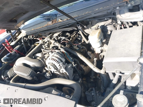 2007 Chevrolet Suburban LT with VIN 1GNFC16077R409950, listed as a IAAI auction lot 41882474 with 266,195 mi miles and . Bid and sale history available at DreamBid. Image 10.