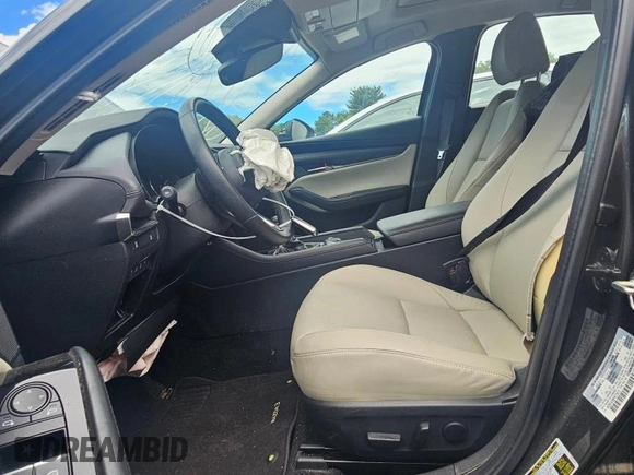 2023 Mazda 3 S Preferred with VIN 3MZBPACM6PM373413, listed as a Copart auction lot 48226874 with 2,462 mi miles and Clean Title. Bid and sale history available at DreamBid. Image 7.