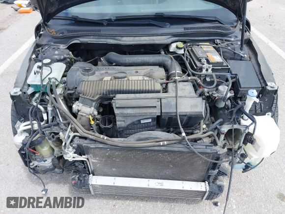 2013 Volvo C70 T5 с VIN YV1672MC6DJ140019, выставлен на аукционе IAAI как лот 42156461 с пробегом 72 669 миль миль и . История ставок и продаж доступна на DreamBid. Изображение 10.