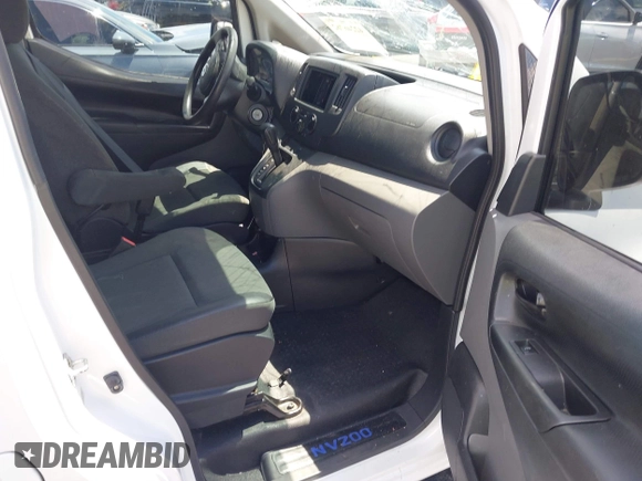 2015 Nissan NV200 SV with VIN 3N6CM0KN2FK736494, listed as a IAAI auction lot 42246762 with Not provided miles and . Bid and sale history available at DreamBid. Image 5.