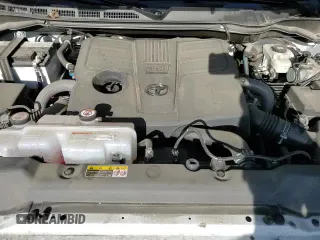 2025 Toyota Tundra SR5 z VIN 5TFLA5EC0SX037716, wystawiony jako Copart lot #71825335 z przebiegiem 23 339 mil mil oraz Szkoda całkowita • Salvage title. Historia ofert i sprzedaży dostępna na DreamBid. Obrazek 13.