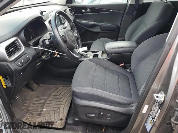 2018 Kia Sorento LX with VIN 5XYPG4A5XJG374879, listed as a Copart auction lot 53319395 with 121,443 mi miles and Clean Title. Bid and sale history available at DreamBid. Image 7.