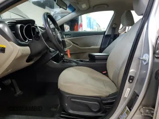 2014 Kia Optima LX z VIN KNAGM4A73E5494917, wystawiony jako Copart lot #65395515 z przebiegiem 119 259 mil mil oraz Czysty tytuł • Clean title. Historia ofert i sprzedaży dostępna na DreamBid. Obrazek 7.