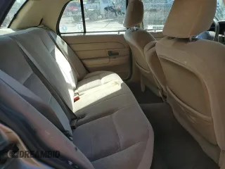 2004 Ford Crown Victoria Standard с VIN 2FAFP73W84X162132, выставлен на аукционе Copart как лот 51967594 с пробегом 227 410 миль миль и Списание • Salvage title. История ставок и продаж доступна на DreamBid. Изображение 10.