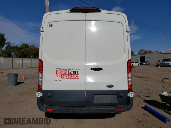 2018 Ford Transit z VIN 1FTYR2CMXJKA73854, wystawiony jako Copart lot #81051414 z przebiegiem Nie podano mil oraz Szkody całkowita. Historia ofert i sprzedaży dostępna na DreamBid. Obrazek 6.