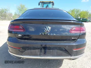 2021 Volkswagen Arteon SEL R-Line с VIN WVWSR7AN1ME005265, выставлен на аукционе IAAI как лот 42274686 с пробегом Не указан миль и . История ставок и продаж доступна на DreamBid. Изображение 15.