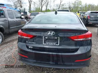 2017 Hyundai Elantra SE z VIN 5NPD84LF9HH097165, wystawiony jako IAAI lot #42066690 z przebiegiem 147 112 mil mil oraz . Historia ofert i sprzedaży dostępna na DreamBid. Obrazek 16.