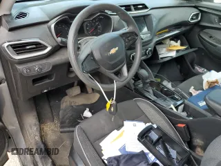 2021 Chevrolet TrailBlazer LS with VIN KL79MMS27MB129524, listed as a Copart auction lot 63929464 with 32,100 mi miles and Clean Title. Bid and sale history available at DreamBid. Image 8.