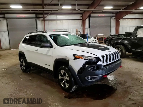 2015 Jeep Cherokee Trailhawk with VIN 1C4PJMBS6FW572245, listed as a Copart auction lot 51992855 with 150,719 mi miles and Clean title. Bid and sale history available at DreamBid. Image 15.