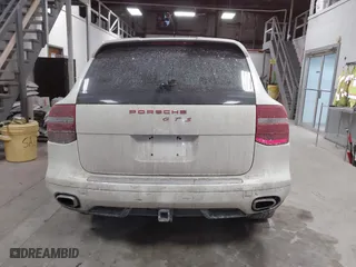 2008 Porsche Cayenne with VIN WP1AA29P88LA11043, listed as a IAAI auction lot 41433208 with 167,750 mi miles. Bid and sale history available at carsss.com. Image 16.
