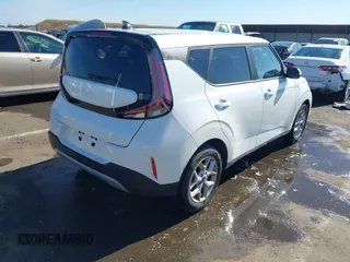 2024 Kia Soul S with VIN KNDJ23AU7R7227529, listed as a IAAI auction lot 42233767 with 28,410 mi miles and . Bid and sale history available at DreamBid. Image 4.
