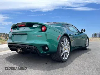 2017 Lotus Evora z VIN SCCLMDVN4HHA20067, wystawiony jako Copart lot #76632804 z przebiegiem 30 141 mil mil oraz Szkody całkowita. Historia ofert i sprzedaży dostępna na DreamBid. Obrazek 4.