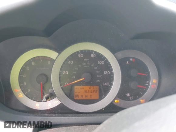 2006 Toyota RAV4 with VIN JTMZD33V465012863, listed as a IAAI auction lot 42025308 with 185,329 mi miles. Bid and sale history available at carsss.com. Image 7.