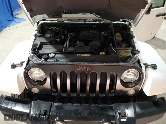 2014 Jeep Wrangler Unlimited Sahara с VIN 1C4BJWEG1EL322781, выставлен на аукционе Copart как лот 64200145 с пробегом 119 500 миль миль и Чистый • Clean title. История ставок и продаж доступна на DreamBid. Изображение 12.