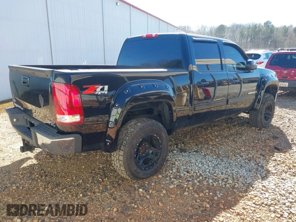 2007 GMC Sierra 1500 SLT z VIN 3GTEK133X7G528078, wystawiony jako IAAI lot #41621235 z przebiegiem Nie podano mil oraz . Historia ofert i sprzedaży dostępna na DreamBid. Obrazek 4.