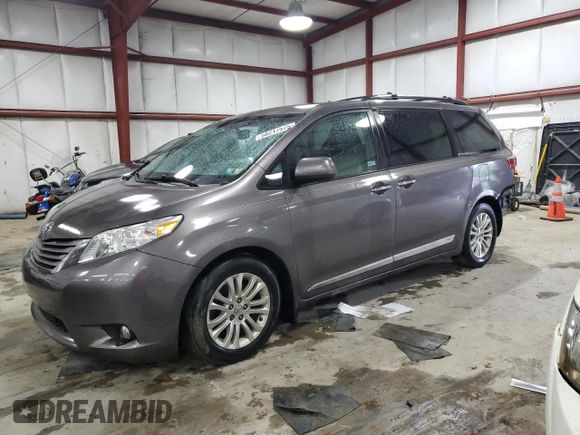 2015 Toyota Sienna XLE с VIN 5TDYK3DC4FS650605, выставлен на аукционе Copart как лот 58217575 с пробегом 174 364 миль миль и Списание • Salvage title. История ставок и продаж доступна на DreamBid. Изображение 1.