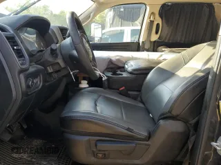 2019 Ram 5500 с VIN 3C7WRMFL2KG672913, выставлен на аукционе Copart как лот 77674584 с пробегом 350 870 миль миль и Чистый • Clean title. История ставок и продаж доступна на DreamBid. Изображение 7.