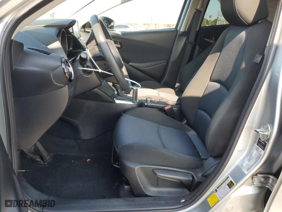 2019 Toyota Yaris Sedan L with VIN 3MYDLBYV2KY507562, listed as a Copart auction lot 64407884 with 85,982 mi miles and Salvage Title. Bid and sale history available at carsss.com. Image 7.