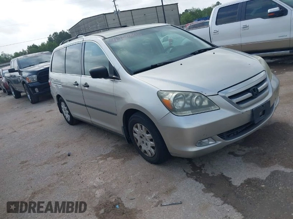 2007 Honda Odyssey LX with VIN 5FNRL38227B138348, listed as a IAAI auction lot 41960805 with 177,069 mi miles. Bid and sale history available at carsss.com. Image 1.
