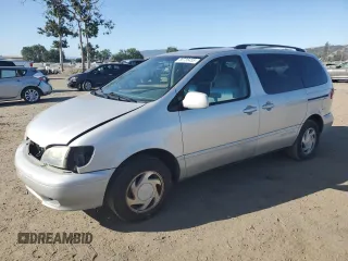 2003 Toyota Sienna LE with VIN 4T3ZF13C53U525377, listed as a Copart auction lot 58735455 with 215,376 mi miles and Salvage title. Bid and sale history available at DreamBid. Image 1.