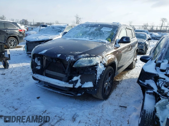 2015 Audi Q7 3.0T S line Prestige with VIN WA1DGAFE1FD017388, listed as a IAAI auction lot 41619900 with 122,420 mi miles. Bid and sale history available at carsss.com. Image 18.
