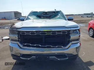 2018 Chevrolet Silverado 1500 LTZ with VIN 3GCUKSEC9JG530572, listed as a IAAI auction lot 41796973 with 117,842 mi miles. Bid and sale history available at carsss.com. Image 12.