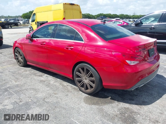 2017 Mercedes-Benz CLA 250 z VIN WDDSJ4EB7HN414193, wystawiony jako IAAI lot #41948084 z przebiegiem 130 298 mil mil oraz . Historia ofert i sprzedaży dostępna na DreamBid. Obrazek 3.