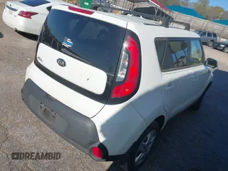 2014 Kia Soul with VIN KNDJN2A24E7043241, listed as a IAAI auction lot 41866672 with 185,004 mi miles. Bid and sale history available at carsss.com. Image 4.
