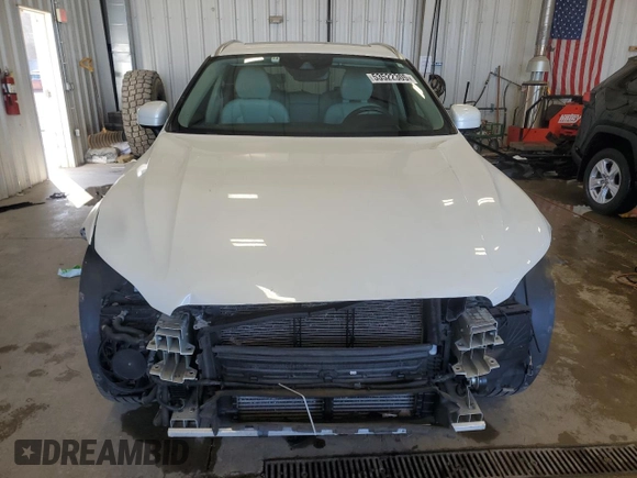2018 Volvo XC60 Inscription Expression with VIN YV4BR0DL9J1080572, listed as a Copart auction lot 53522305 with 91,899 mi miles and Clean title. Bid and sale history available at DreamBid. Image 5.