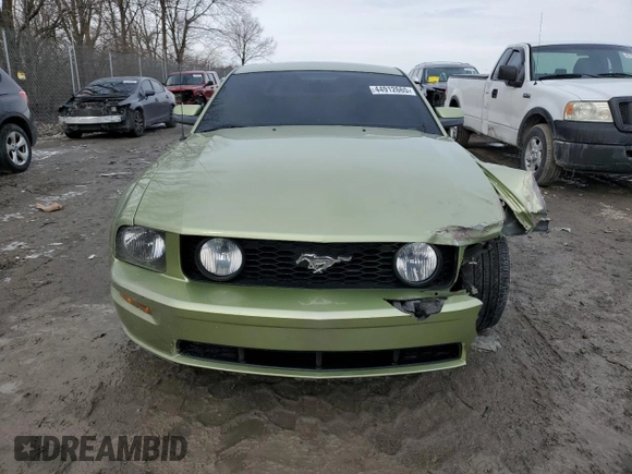 2006 Ford Mustang GT Deluxe z VIN 1ZVFT82H065255386, wystawiony jako Copart lot #44912665 z przebiegiem 114 330 mil mil oraz Szkoda całkowita • Salvage title. Historia ofert i sprzedaży dostępna na DreamBid. Obrazek 5.