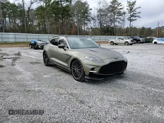 2023 Aston Martin DBX 707 z VIN SD7VUJBW5PTV06160, wystawiony jako Copart lot #76512973 z przebiegiem Nie podano mil oraz . Historia ofert i sprzedaży dostępna na DreamBid. Obrazek 12.