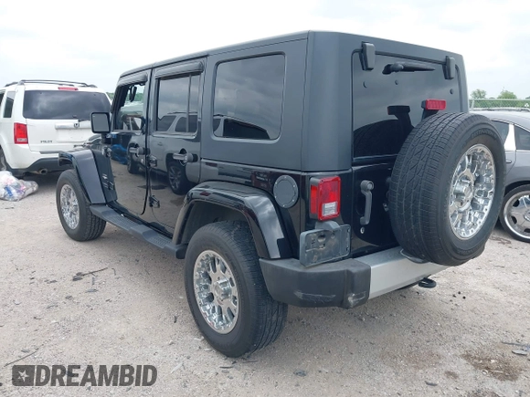 2008 Jeep Wrangler Unlimited Sahara с VIN 1J4GA59188L624010, выставлен на аукционе IAAI как лот 42115574 с пробегом 105 800 миль миль и . История ставок и продаж доступна на DreamBid. Изображение 3.