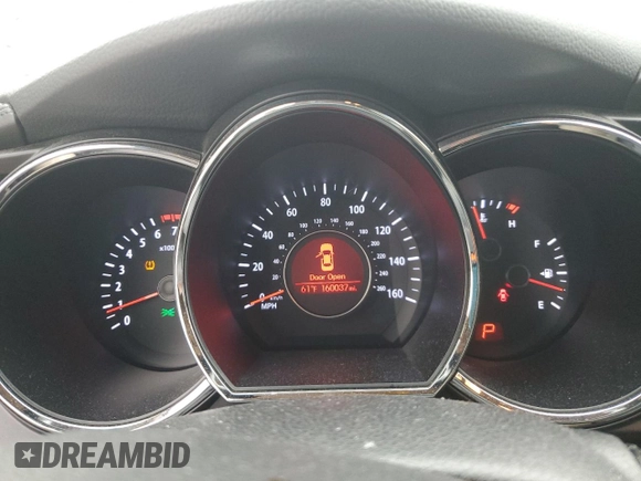 2013 Kia Optima EX z VIN 5XXGN4A75DG229393, wystawiony jako Copart lot #55855855 z przebiegiem 160 037 mil mil oraz Szkoda całkowita • Salvage title. Historia ofert i sprzedaży dostępna na DreamBid. Obrazek 9.