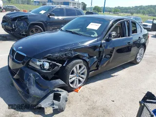2006 BMW 3 Series 325i with VIN WBAVB13576KX32715, listed as a IAAI auction lot 42572961 with Not provided miles and . Bid and sale history available at DreamBid. Image 17.