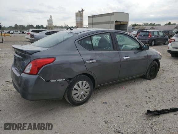 2016 Nissan Versa S z VIN 3N1CN7AP7GL851795, wystawiony jako Copart lot #60544815 z przebiegiem 78 812 mil mil oraz Szkoda całkowita • Salvage title. Historia ofert i sprzedaży dostępna na DreamBid. Obrazek 3.