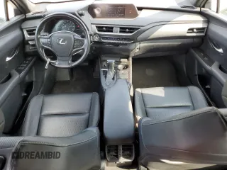 2019 Lexus UX 200 z VIN JTHY3JBH6K2014719, wystawiony jako Copart lot #59621285 z przebiegiem 75 685 mil mil oraz Szkoda całkowita • Salvage title. Historia ofert i sprzedaży dostępna na DreamBid. Obrazek 8.