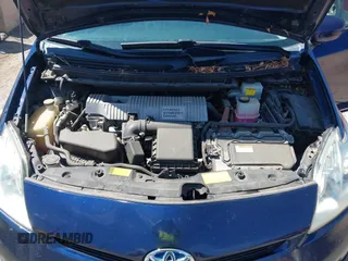 2014 Toyota Prius Four with VIN JTDKN3DU2E1749084, listed as a IAAI auction lot 42647431 with 413,304 mi miles and . Bid and sale history available at DreamBid. Image 10.