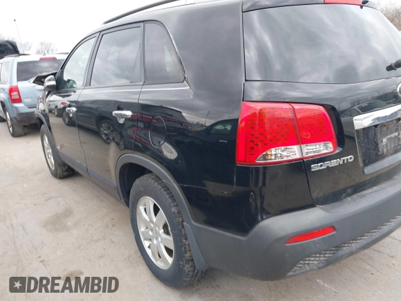 2011 Kia Sorento LX with VIN 5XYKTDA15BG033653, listed as a IAAI auction lot 41844960 with 227,336 mi miles. Bid and sale history available at carsss.com. Image 15.