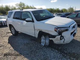 2023 Toyota 4Runner SR5 with VIN JTEMU5JR7P6120994, listed as a Copart auction lot 51957775 with 26,803 mi miles and Clean title. Bid and sale history available at DreamBid. Image 4.